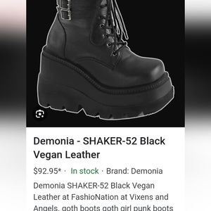 Demonia platform boots sz 8 black